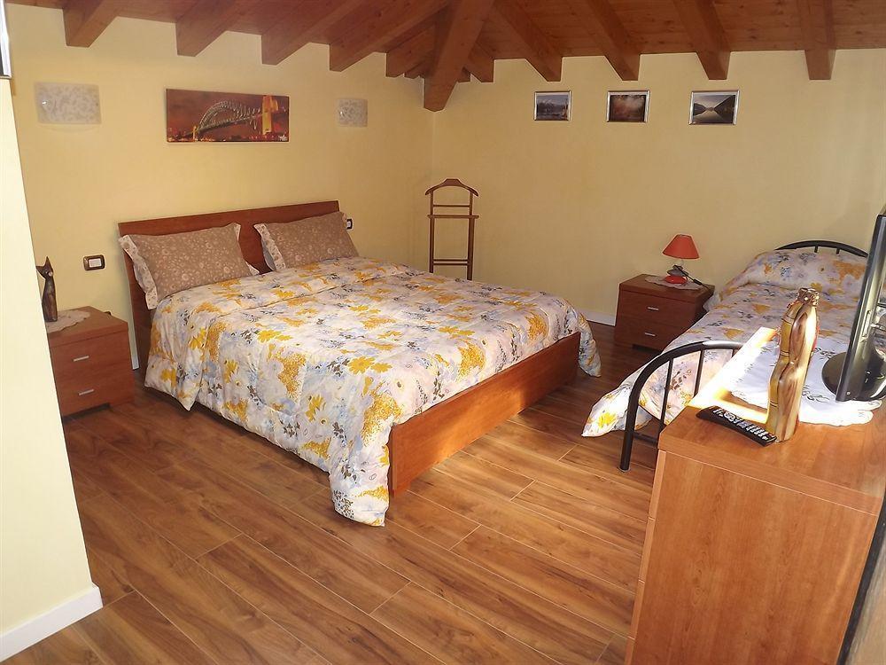 Bed and Breakfast Il Gelsomino Ferno Exterior foto