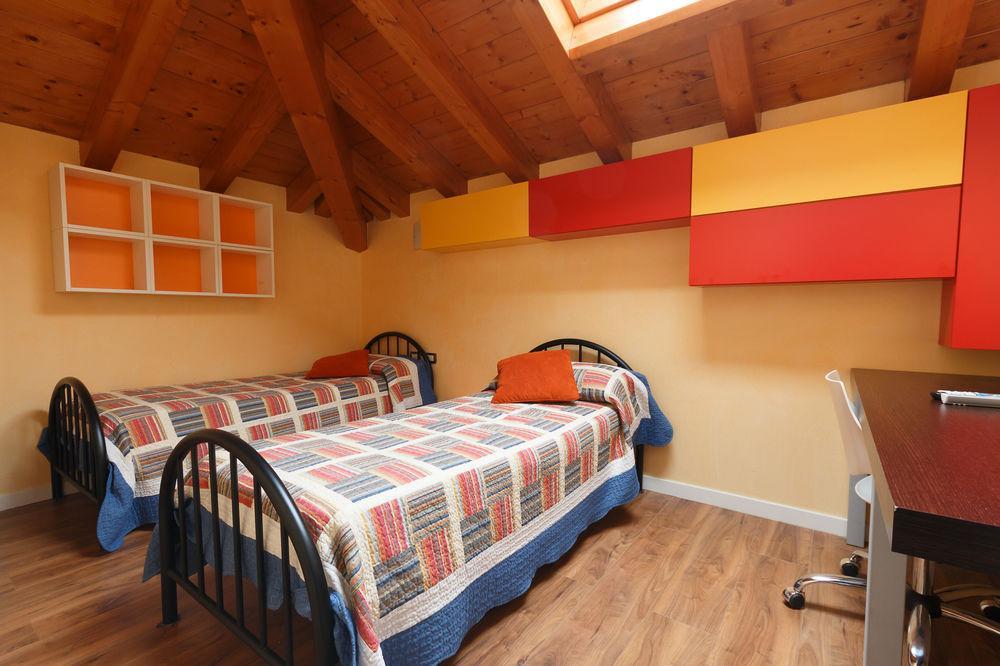 Bed and Breakfast Il Gelsomino Ferno Exterior foto