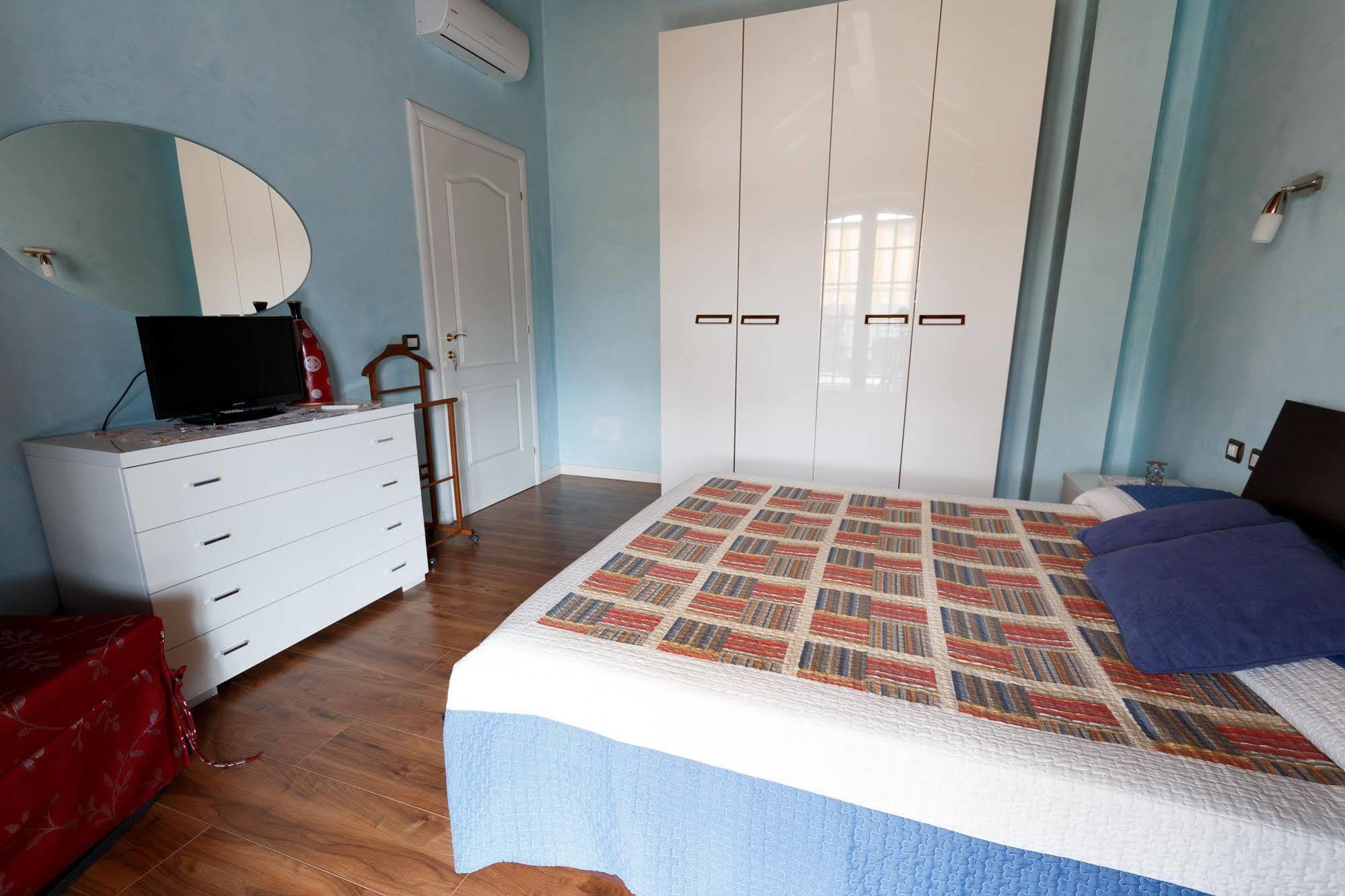 Bed and Breakfast Il Gelsomino Ferno Exterior foto