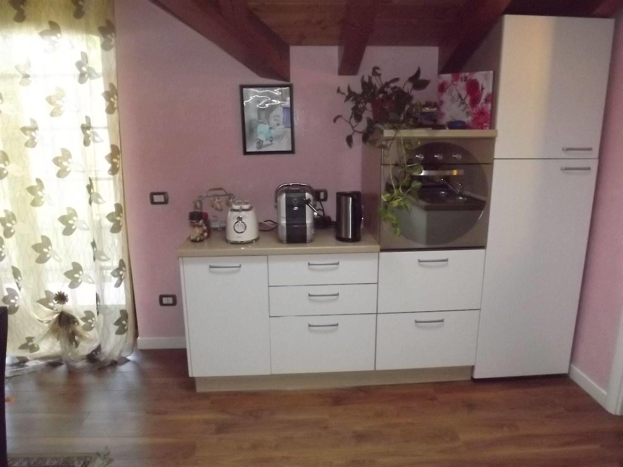 Bed and Breakfast Il Gelsomino Ferno Exterior foto
